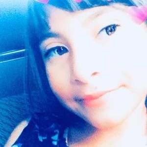 Meet your Posher, Candelaria